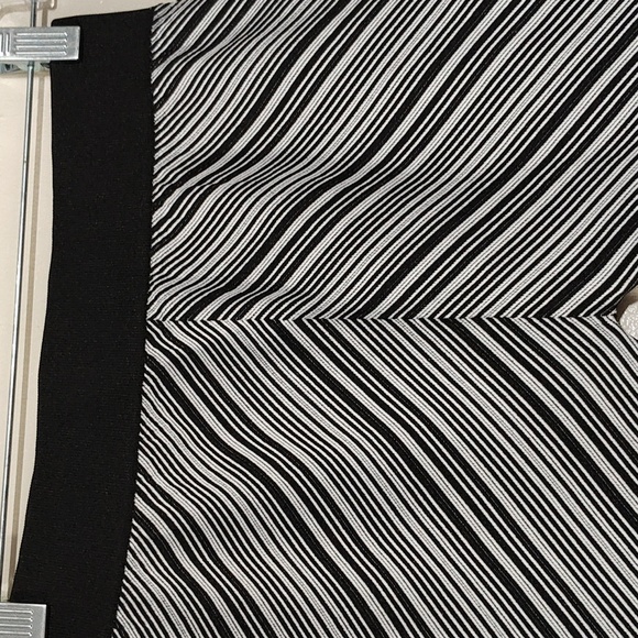 New Zara midi biker short black white strip size S_M - Picture 2 of 8